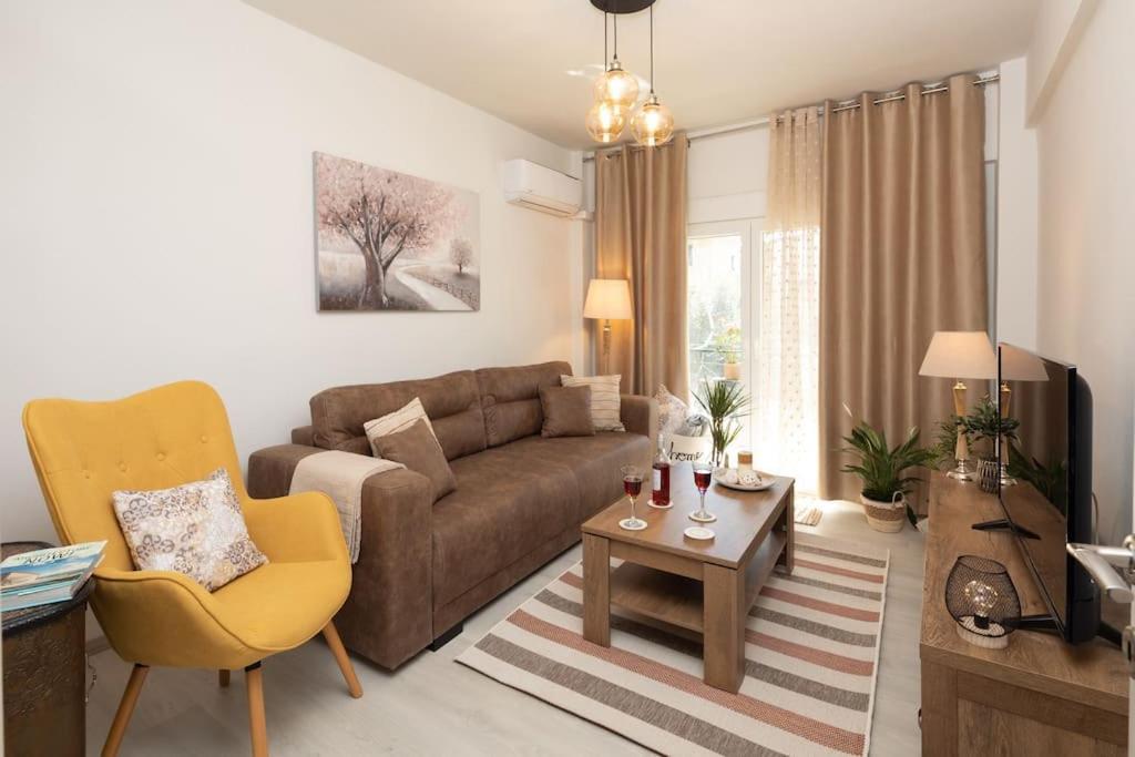 Afrodite's Cosy And Lovely Apartment *