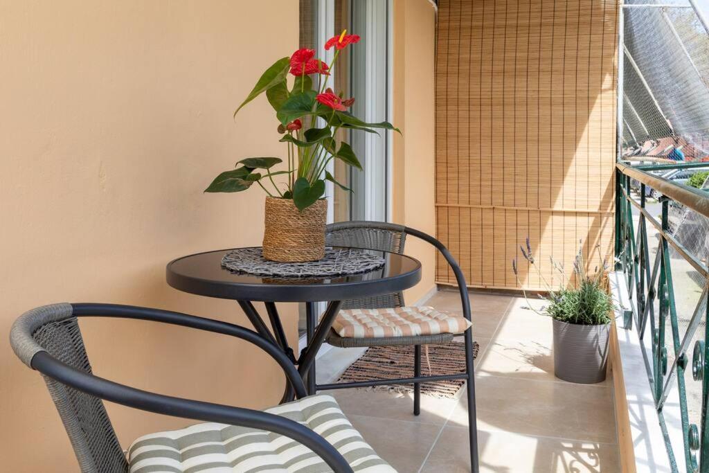 Afrodite's Cosy And Lovely Apartment *