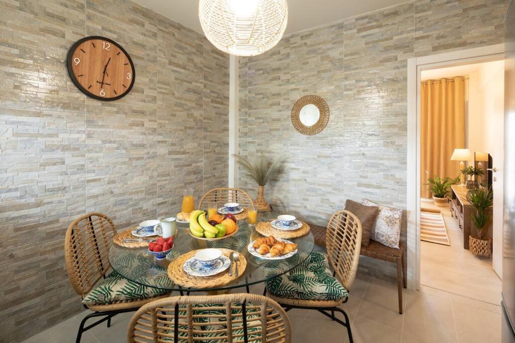 Afrodite's Cosy And Lovely Alepou